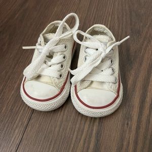 White baby converse